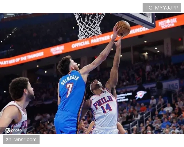 霍姆格伦贡献17分15篮板4助攻 雷霆残阵终结骑士连胜